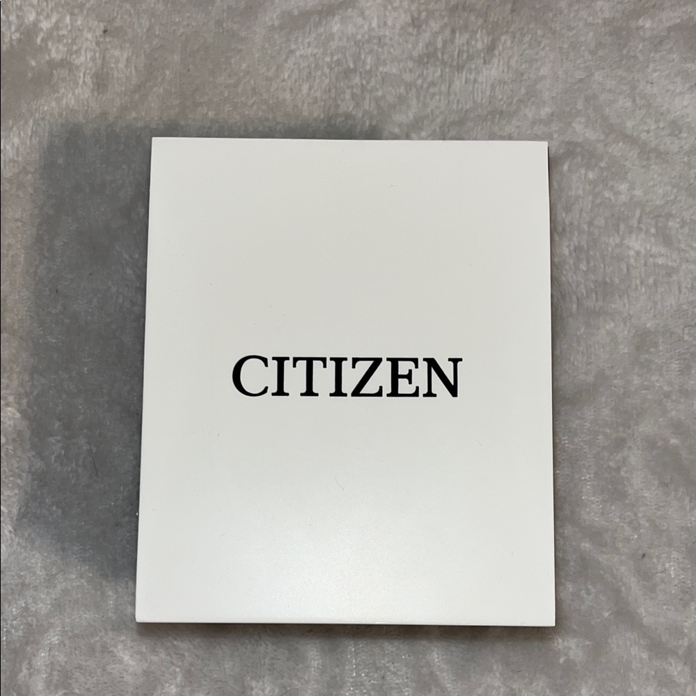 Citizen Box, white with Black Logo